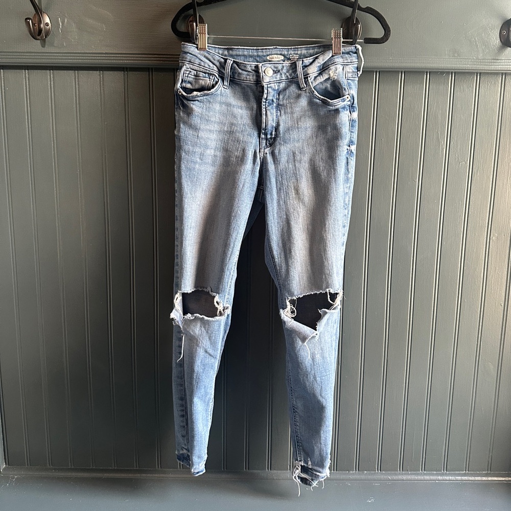 Old Navy Women's Rockstar Super Skinny High Rise Ripped Jeans - Light Blue